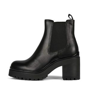 Jeffrey Campbell Escob Platfrom Chelsea Black Leather Boots